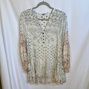 Free People Cream and Blue Patterned Blouse/Dress